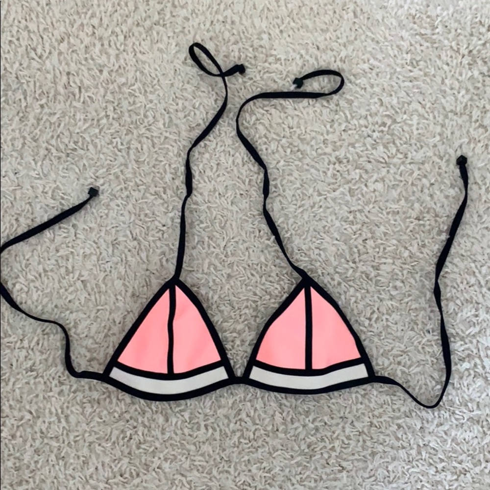 Triangl bikini top